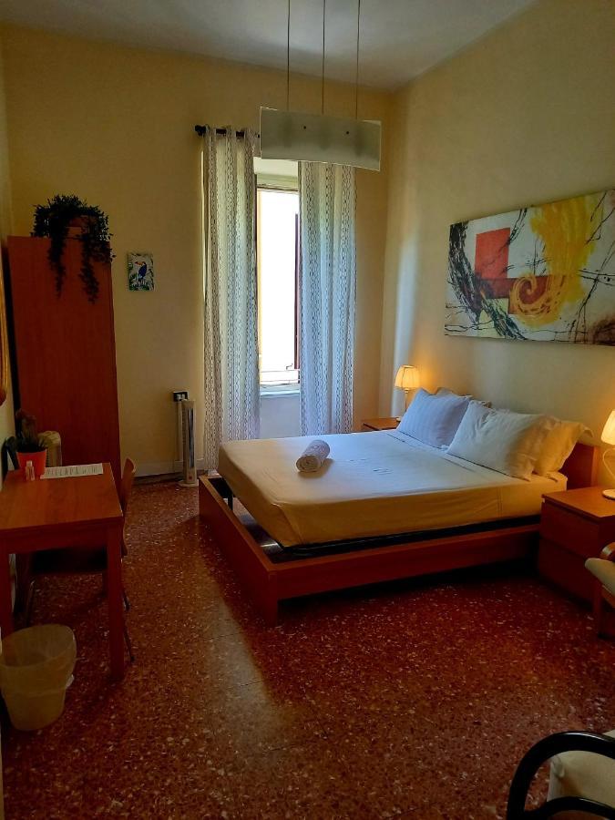 Colosseo B&B Roma Exterior foto